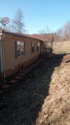 Photo 2 of 20 of home located at 203 Wells Hollow Rd Sandyville, WV 25275