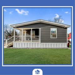 Photo 3 of 14 of home located at 17 Jones Rd #55 Saratoga Springs, NY 12866