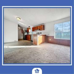 Photo 4 of 19 of home located at 121 Ballard Rd #2 Gansevoort, NY 12831