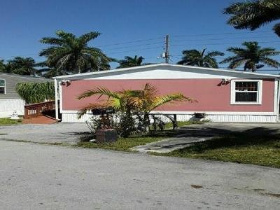 Mobile Home at 17350 SW 232nd St, Lot 110 Miami, FL 33170