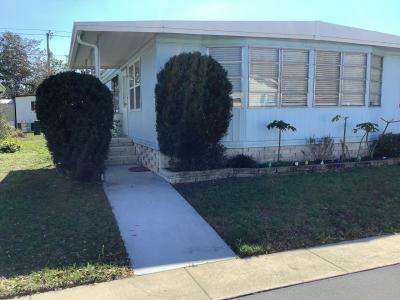 Mobile Home at 15405 Lakeshore Villa Drive Tampa, FL 33613