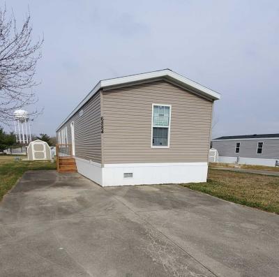 Mobile Home at 6884 Lasalle Dr Columbus, IN 47201