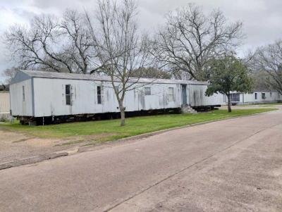 Mobile Home at 215 Stratton Ridge Road #72 Clute, TX 77531