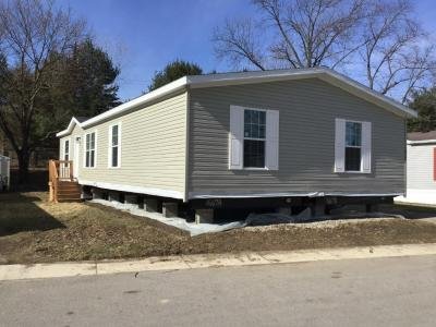 Mobile Home at 272 West Woodside Holland, OH 43528