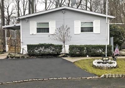 Mobile Home at 147 Libby Court Spotswood, NJ 08884