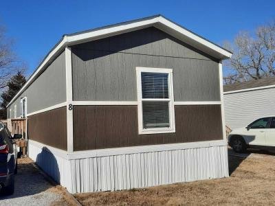 Mobile Home at 300 W Albert St. Maize, KS 67101