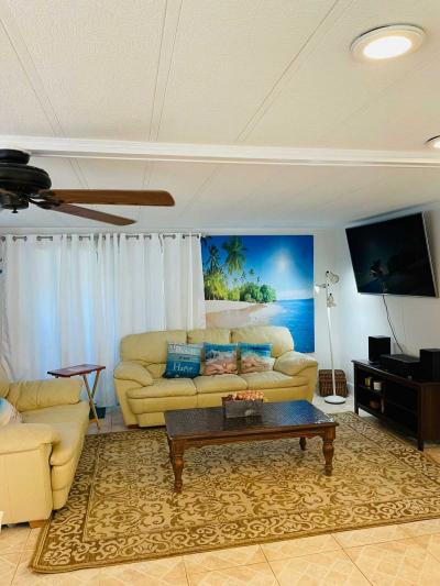 Mobile Home at 6393 S Ash Ln Lantana, FL 33462