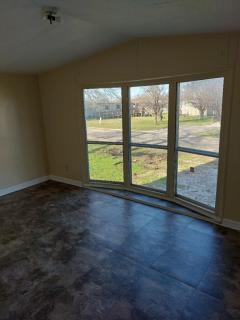 Photo 5 of 6 of home located at 4329 W. Park Row Blvd #103 Corsicana, TX 75110