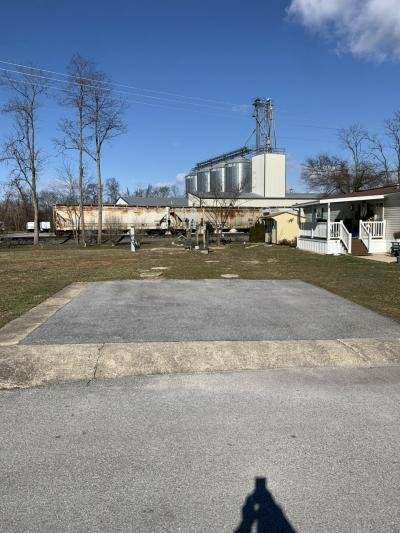 Mobile Home at #11 Park Street Mount Holly Springs, PA 17065