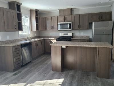 Mobile Home at 304 Peter J. Cadillac, MI 49601
