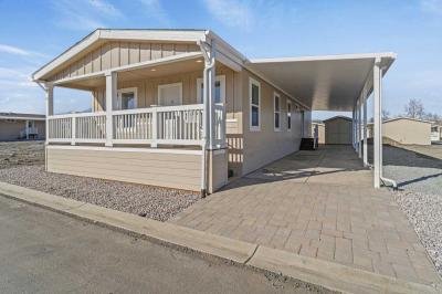 Mobile Home at 3555 S. Pacific Hwy, Lot 93 Medford, OR 97501