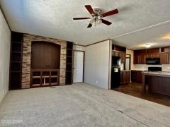 Photo 2 of 18 of home located at 228 Irwin St Duenweg, MO 64841