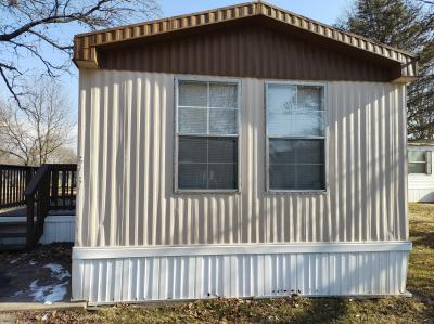 Mobile Home at 3731 Candlelight Dr Lot Cl3731 Columbus, IN 47203
