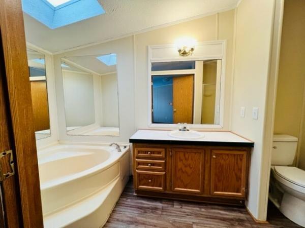 1999 SCHULT Mobile Home For Rent