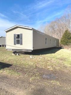 Photo 2 of 15 of home located at 14 Woodland Park Waverly, OH 45690