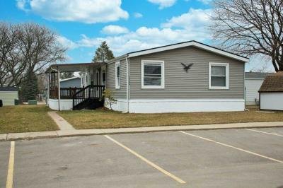 Mobile Home at 2366 N Dundee Ct Highland, MI 48357