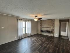 Photo 4 of 17 of home located at 607 Mccracken Ln East Bernstadt, KY 40729
