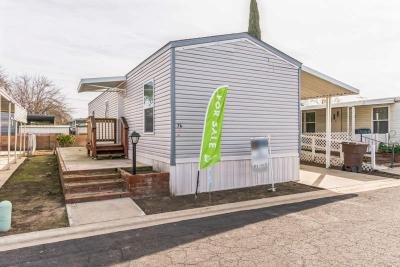 Mobile Home at 560 W Pleasant Ave, #076 Tulare, CA 93274