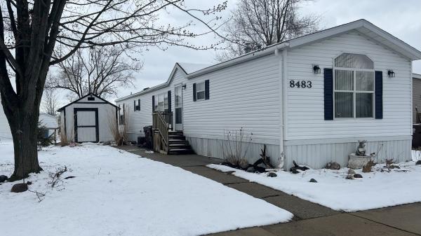 1998 FOUR SEASONS Mobile Home For Sale