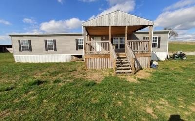 Mobile Home at 1042 Mansfield Rd Glasgow, KY 42141
