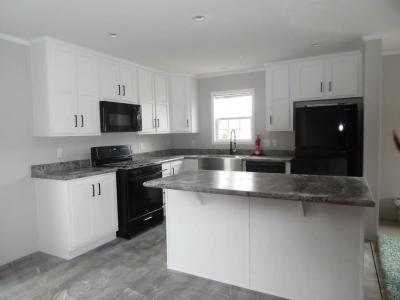 Mobile Home at 126 Centerbrook Grand Rapids, MI 49548