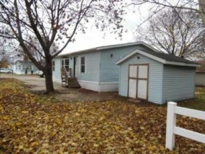 Mobile Home at 4089 Deerun Ln. Muskegon, MI 49442