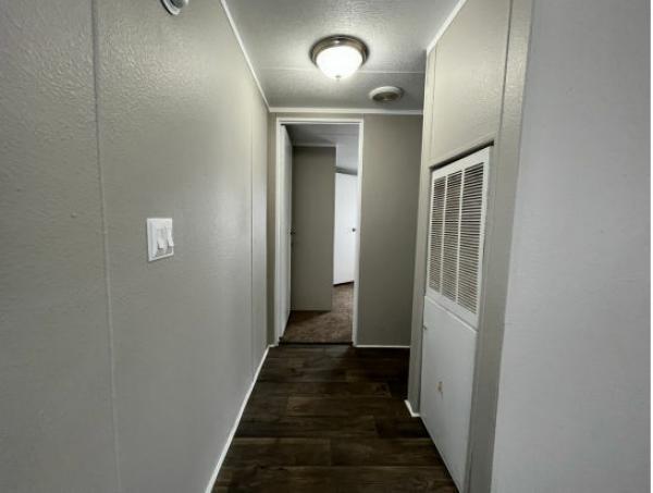 2002 CMH MANUFACTURING INC Mobile Home For Rent