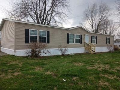 Mobile Home at 270 W Main St Ashley, IL 62808
