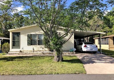 Mobile Home at 2017 Warwick Hills Dr. Orlando, FL 32826