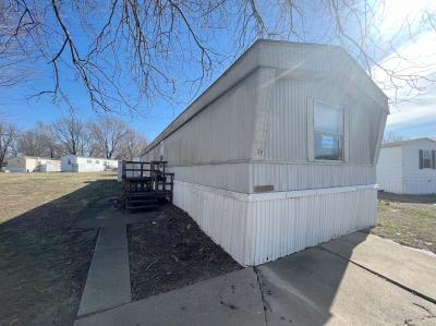 Mobile Home at 59 Pecan Ct Mount Vernon, IL 62864