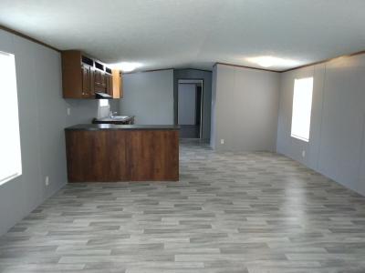 Mobile Home at 34 Pan Am Way Hamilton Ohio 45015 Hamilton, OH 45011