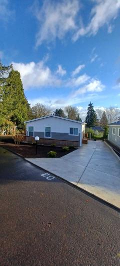 Photo 2 of 13 of home located at 5055 NE Elliott Circle #20 Corvallis, OR 97330