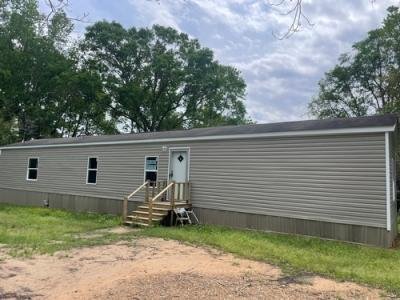 Mobile Home at 4076 Hwy 51 S Lot 3 Mccomb, MS 39648