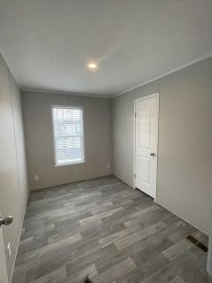 Photo 4 of 7 of home located at 1841 Armstrong Blv. Milford, MI 48381