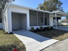 Photo 2 of 15 of home located at 200 Devault Street, Lot 107 Umatilla, FL 32784