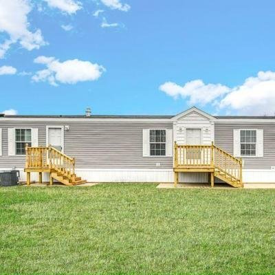 Mobile Home at 5084 Canterbury Ave. #225 Portage, IN 46368