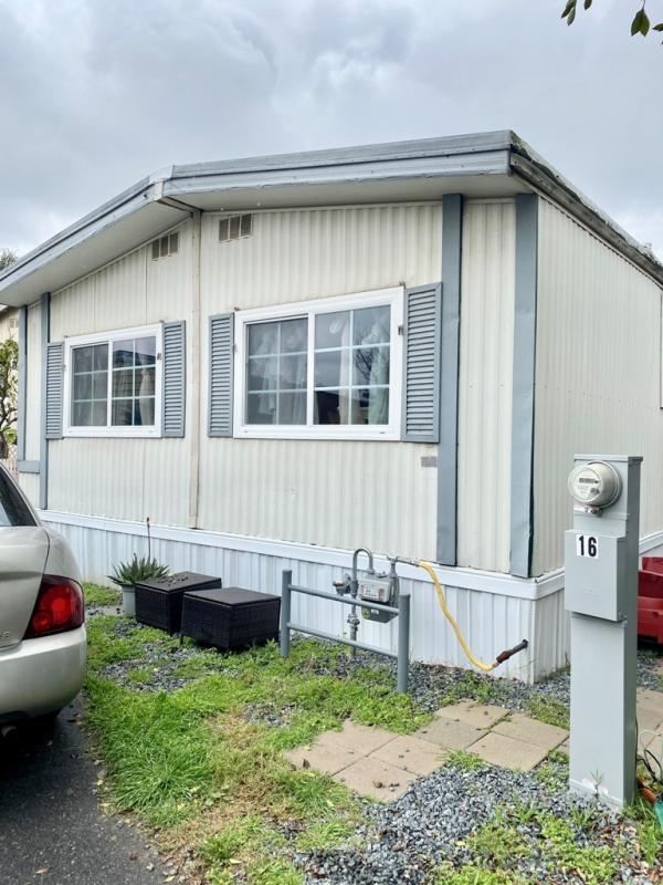 1976 Kingston Mobile Home For Sale 8239 Cottonwood Ave Spc 16 Fontana, CA