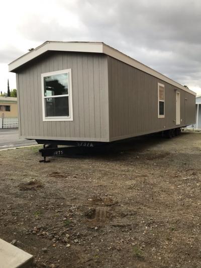 Photo 2 of 4 of home located at 995 Pomona Rd. Space 64 Corona, CA 92882