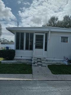 Photo 1 of 20 of home located at 9 Saunders Ave Largo, FL 33773