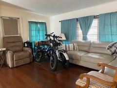 Photo 3 of 12 of home located at 3901 Bahia Vista St. #425 Sarasota, FL 34232