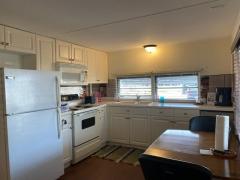 Photo 4 of 12 of home located at 3901 Bahia Vista St. #425 Sarasota, FL 34232
