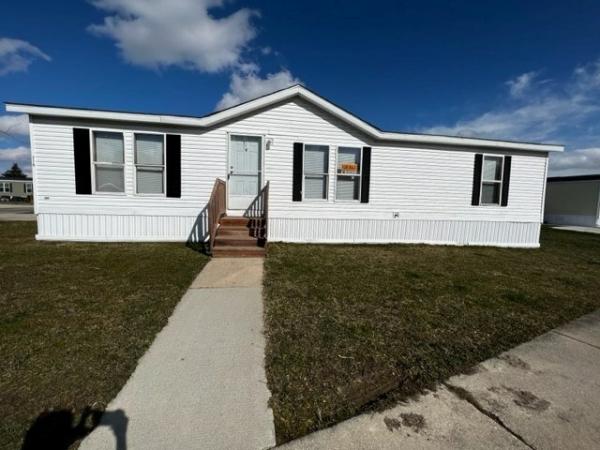 1998 FOUR SEASONS Mobile Home For Sale