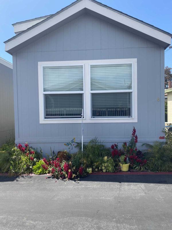 1660 Whittier Avenue 6 Costa Mesa, CA MHVillage