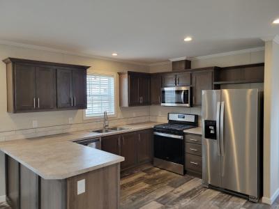 Mobile Home at 15847 Croatia #485 Clinton Township, MI 48038