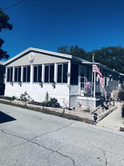 Mobile Home at 36152 Citrus Blvd Grand Island, FL 32735