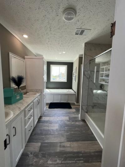 Mobile Home at 00001 Coloma, MI 49038