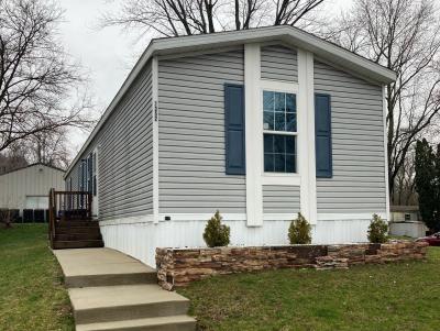 Mobile Home at 1352 Willow Kalamazoo, MI 49004