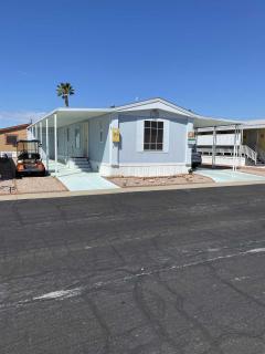 Photo 1 of 13 of home located at 301 S Signal Butte Lot 204 Apache Junction, AZ 85120