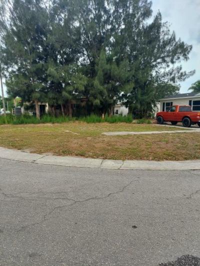 Mobile Home at 14099 Belcher Rd South Largo, FL 33771