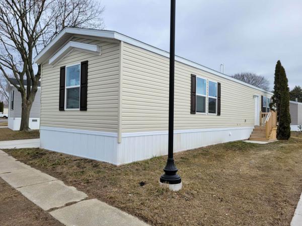 2022 Clayton - Wakarusa Mobile Home For Sale